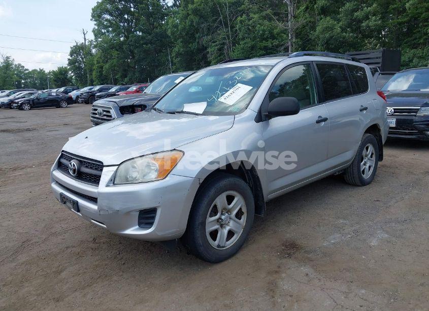 Photo 2 of 2011 Toyota Rav4 (VIN 2T3ZF4DV6BW090031)