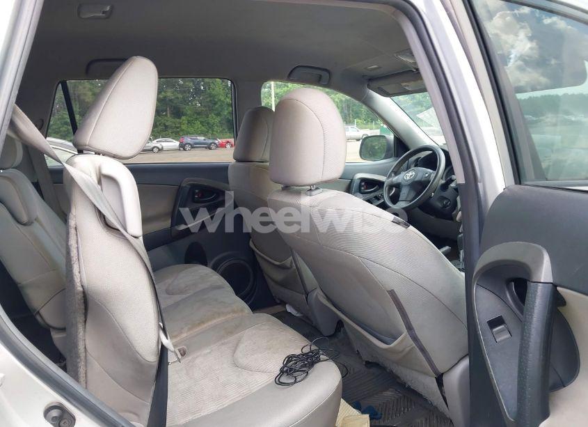 Photo 8 of 2011 Toyota Rav4 (VIN 2T3ZF4DV6BW090031)