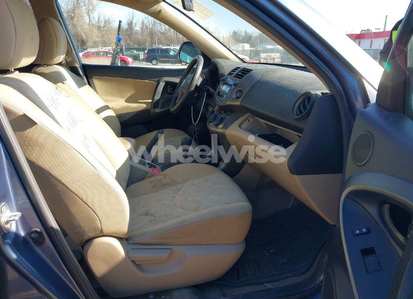 Photo 5 of 2010 Toyota Rav4 (VIN 2T3ZF4DV7AW028085)