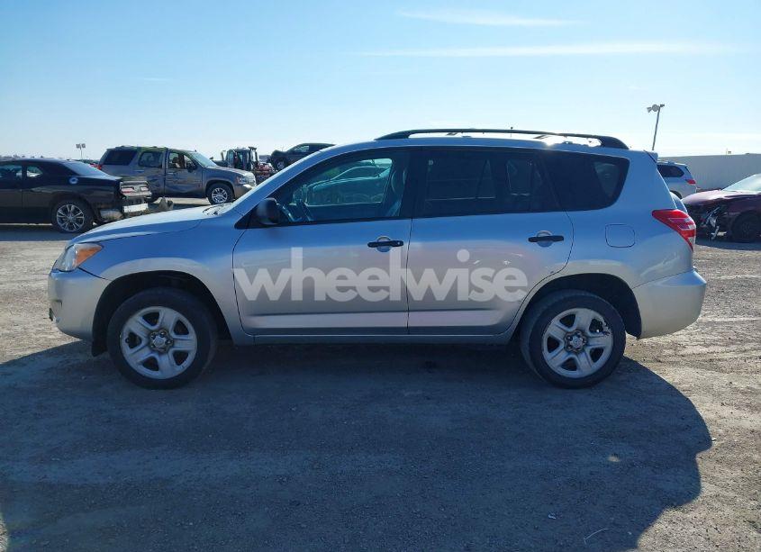 Photo 14 of 2011 Toyota Rav4 (VIN 2T3ZF4DV7BW085050)