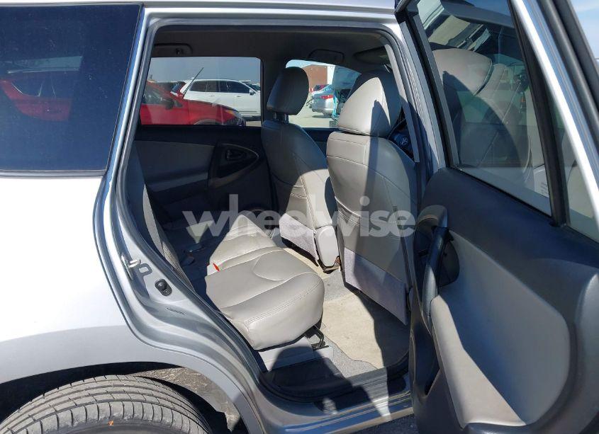 Photo 8 of 2011 Toyota Rav4 (VIN 2T3ZF4DV7BW085050)