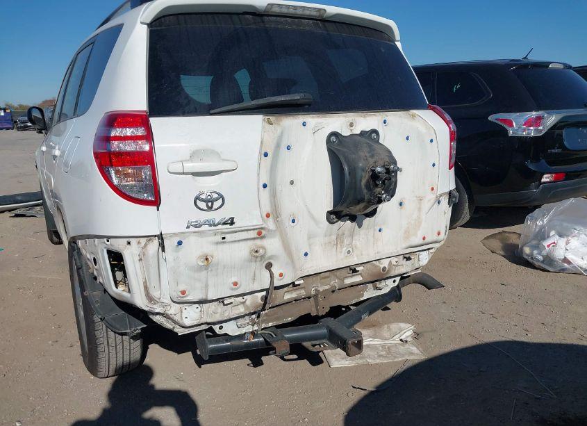 Photo 6 of 2011 Toyota Rav4 (VIN 2T3ZF4DV8BW070461)