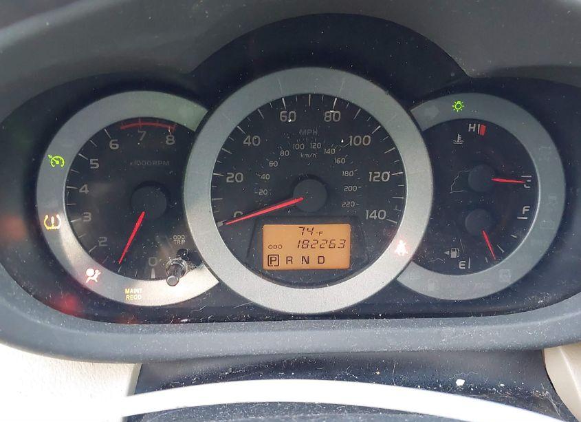 Photo 7 of 2011 Toyota Rav4 (VIN 2T3ZF4DV8BW070606)