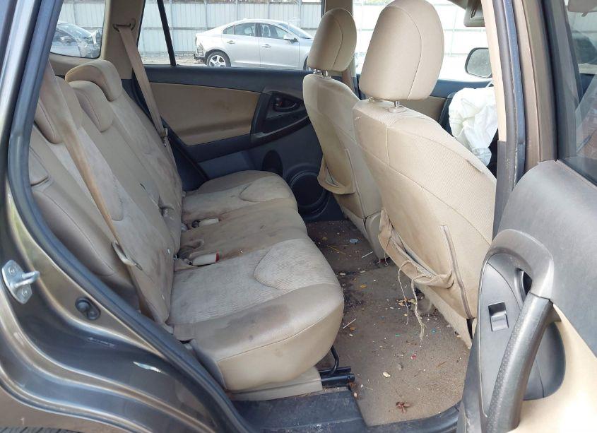 Photo 8 of 2011 Toyota Rav4 (VIN 2T3ZF4DV8BW070606)