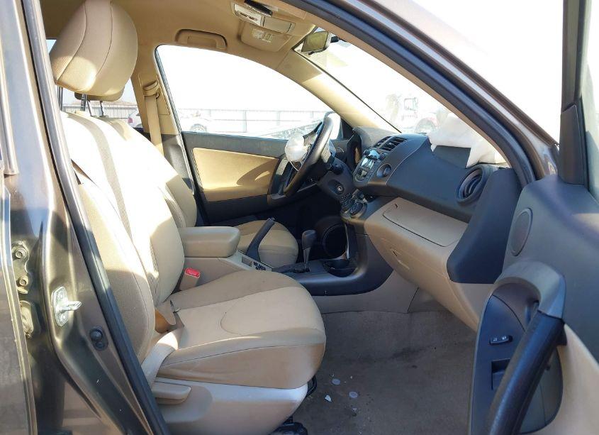 Photo 5 of 2011 Toyota Rav4 (VIN 2T3ZF4DV8BW071190)