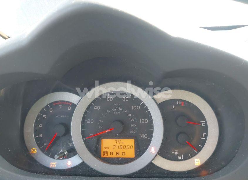 Photo 7 of 2011 Toyota Rav4 (VIN 2T3ZF4DV8BW083968)