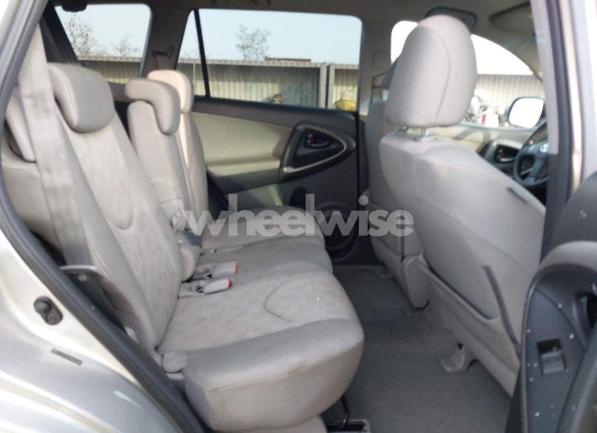 Photo 8 of 2011 Toyota Rav4 (VIN 2T3ZF4DV9BW067908)