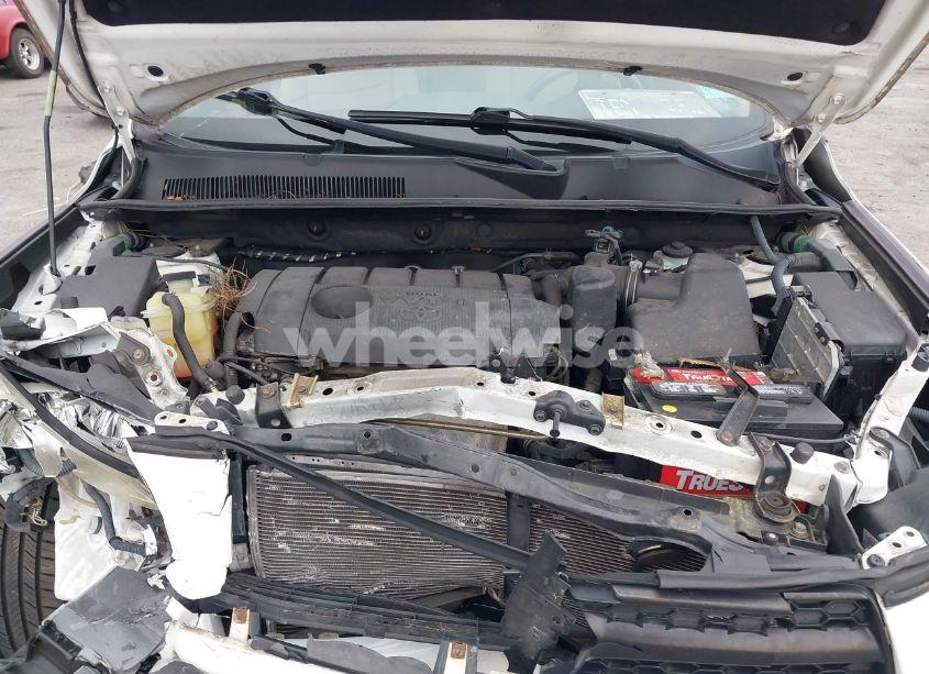 Photo 10 of 2011 Toyota Rav4 (VIN 2T3ZF4DV9BW092422)