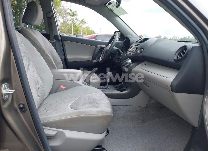 Photo 5 of 2012 Toyota Rav4 (VIN 2T3ZF4DVXCW133710)