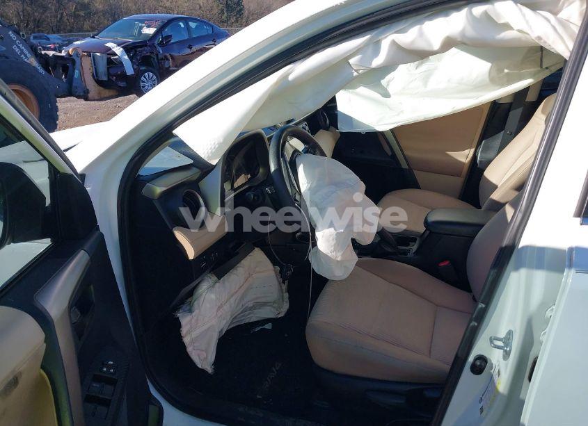 Photo 5 of 2013 Toyota Rav4 LE (VIN 2T3ZFREV0DW055483)