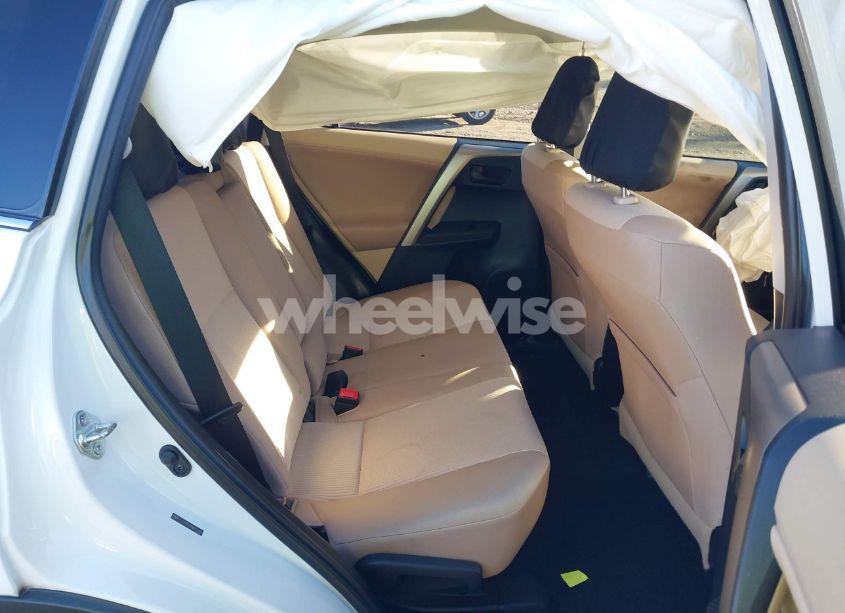 Photo 8 of 2013 Toyota Rav4 LE (VIN 2T3ZFREV0DW055483)