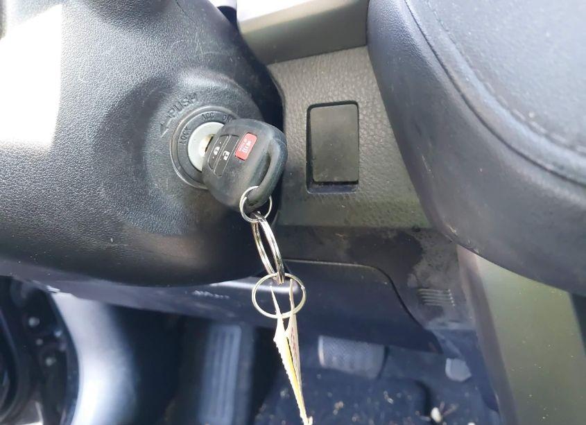 Photo 11 of 2015 Toyota Rav4 LE (VIN 2T3ZFREV0FW217843)