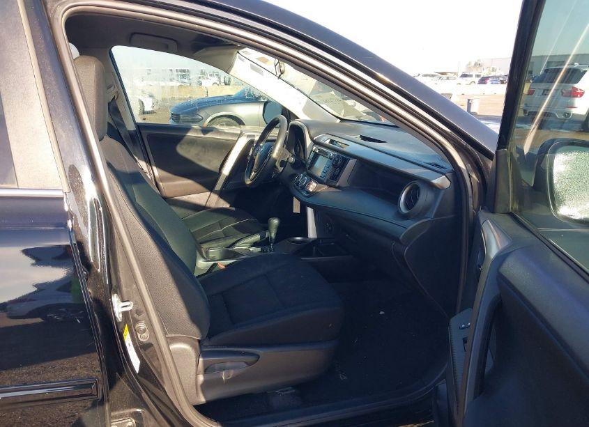 Photo 5 of 2015 Toyota Rav4 LE (VIN 2T3ZFREV0FW217843)