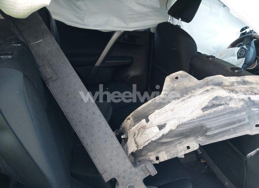 Photo 8 of 2016 Toyota Rav4 LE (VIN 2T3ZFREV0GW268261)