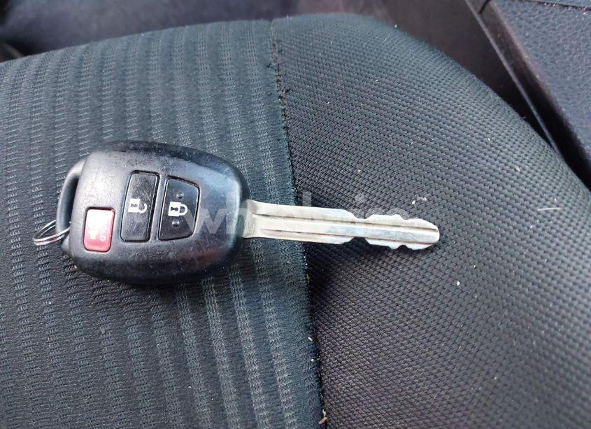 Photo 11 of 2016 Toyota Rav4 LE (VIN 2T3ZFREV0GW277834)