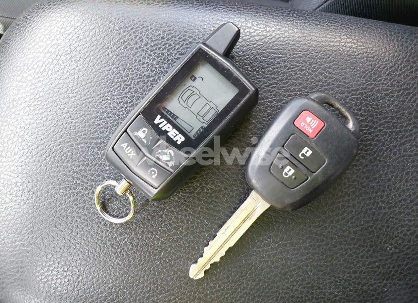 Photo 11 of 2018 Toyota Rav4 LE (VIN 2T3ZFREV0JW470119)