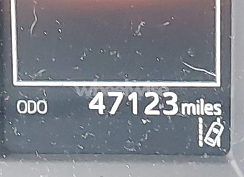 Photo 15 of 2018 Toyota Rav4 LE (VIN 2T3ZFREV0JW470119)