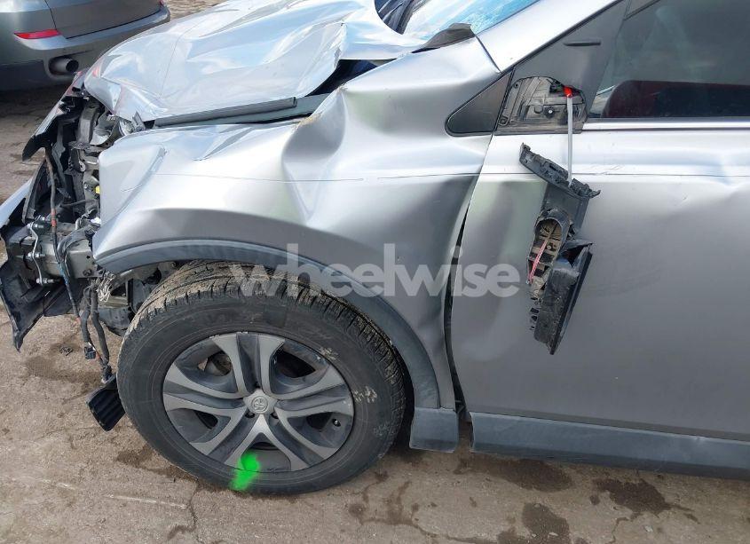 Photo 6 of 2018 Toyota Rav4 LE (VIN 2T3ZFREV0JW470119)