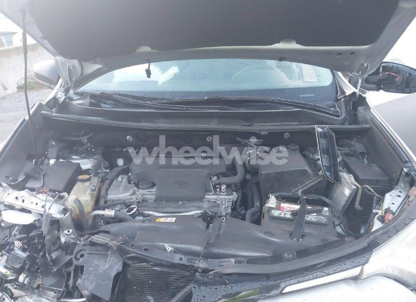 Photo 10 of 2018 Toyota Rav4 LE (VIN 2T3ZFREV0JW515530)