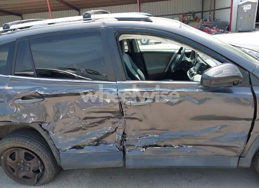 Photo 13 of 2015 Toyota Rav4 LE (VIN 2T3ZFREV1FW172671)