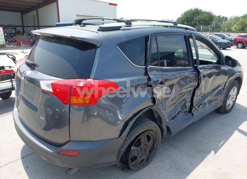 Photo 4 of 2015 Toyota Rav4 LE (VIN 2T3ZFREV1FW172671)