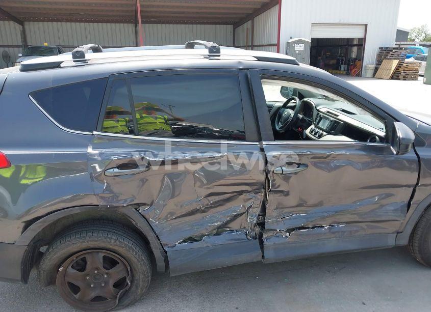 Photo 6 of 2015 Toyota Rav4 LE (VIN 2T3ZFREV1FW172671)