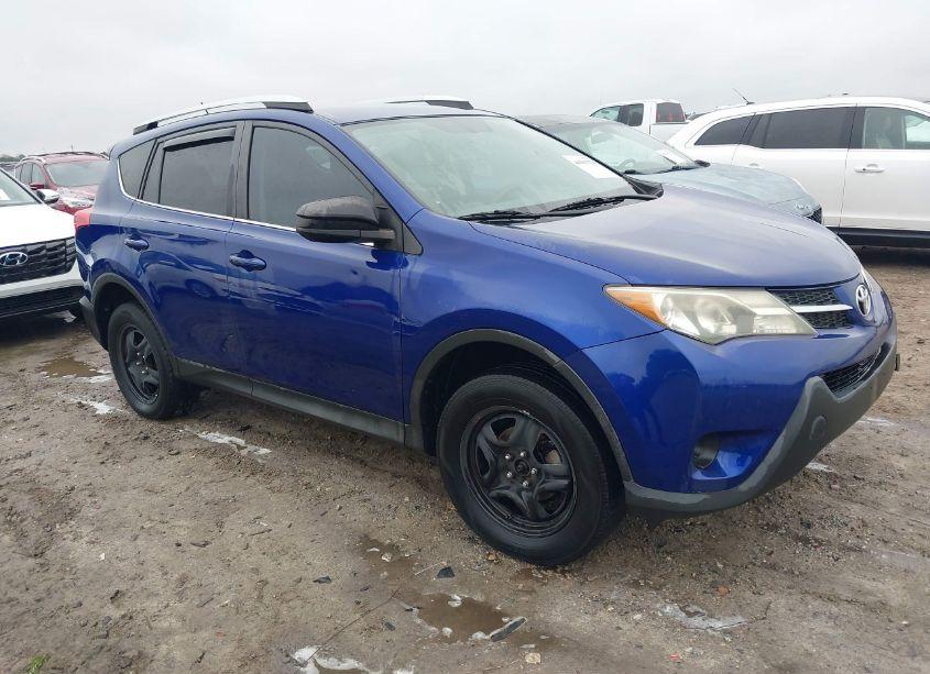 2015 Toyota Rav4 LE (VIN 2T3ZFREV1FW230116) main photo