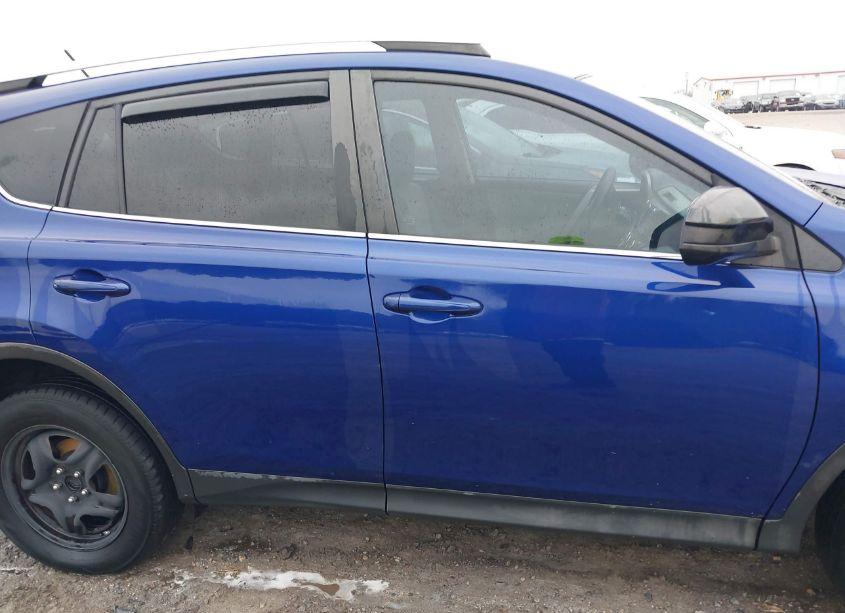 Photo 13 of 2015 Toyota Rav4 LE (VIN 2T3ZFREV1FW230116)