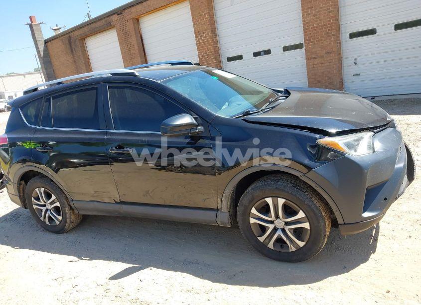 Photo 13 of 2016 Toyota Rav4 LE (VIN 2T3ZFREV1GW274702)
