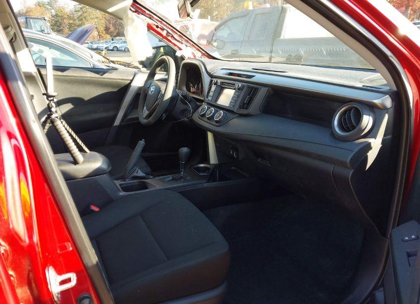 Photo 5 of 2016 Toyota Rav4 LE (VIN 2T3ZFREV1GW293802)