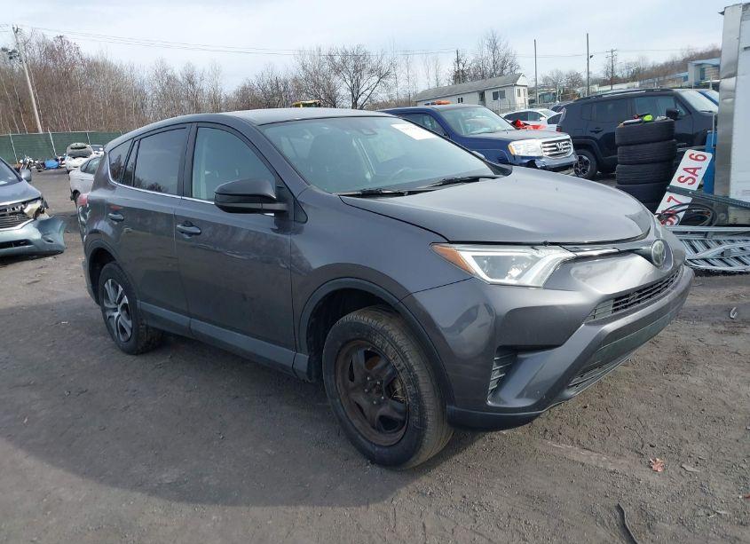 2017 Toyota Rav4 LE (VIN 2T3ZFREV1HW386322) main photo