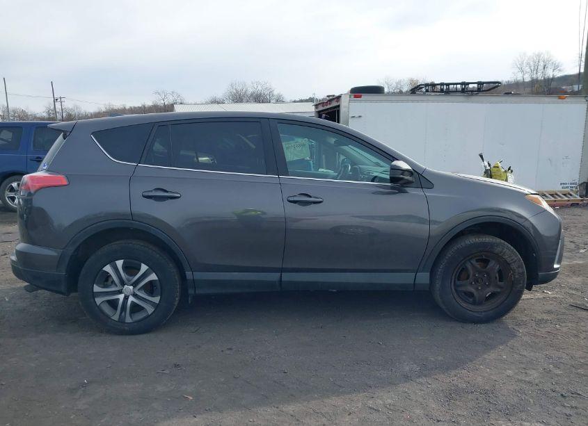 Photo 13 of 2017 Toyota Rav4 LE (VIN 2T3ZFREV1HW386322)