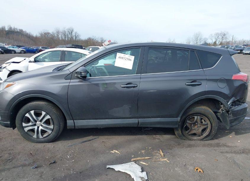 Photo 14 of 2017 Toyota Rav4 LE (VIN 2T3ZFREV1HW386322)