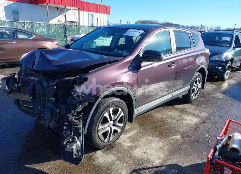 Photo 2 of 2018 Toyota Rav4 LE (VIN 2T3ZFREV1JW457959)