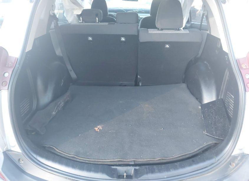 Photo 8 of 2014 Toyota Rav4 LE (VIN 2T3ZFREV2EW125972)