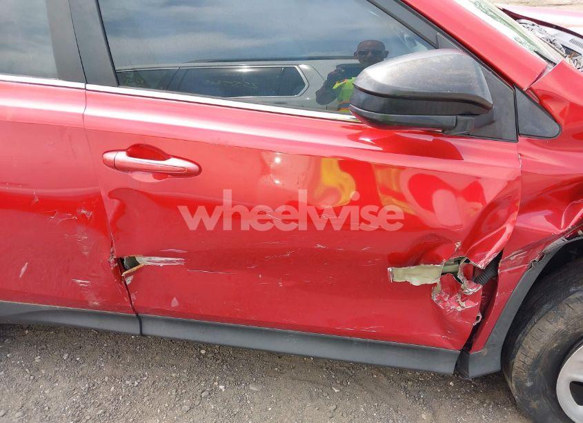 Photo 18 of 2015 Toyota Rav4 LE (VIN 2T3ZFREV2FW207458)