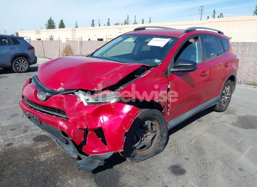 Photo 2 of 2017 Toyota Rav4 LE (VIN 2T3ZFREV2HW317056)