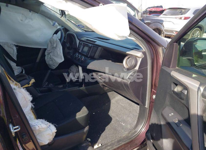 Photo 5 of 2018 Toyota Rav4 LE (VIN 2T3ZFREV2JW419835)