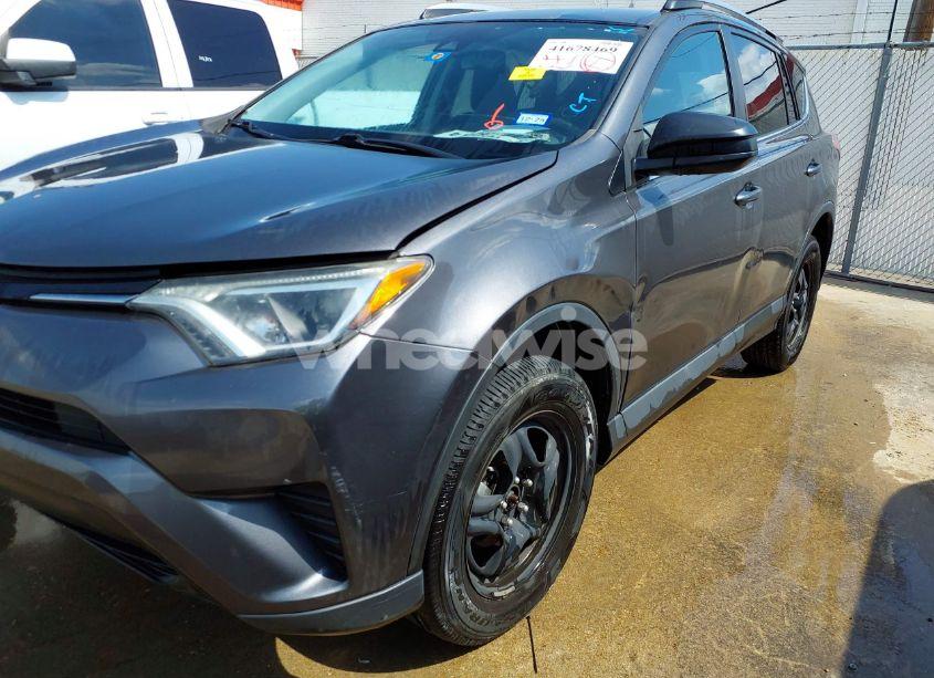 Photo 2 of 2018 Toyota Rav4 LE (VIN 2T3ZFREV2JW451426)