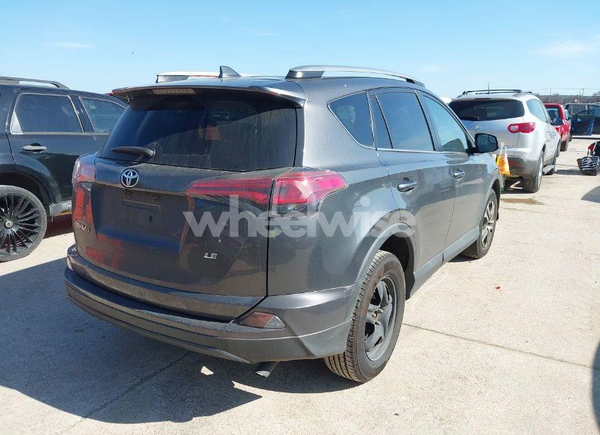 Photo 4 of 2018 Toyota Rav4 LE (VIN 2T3ZFREV2JW451426)