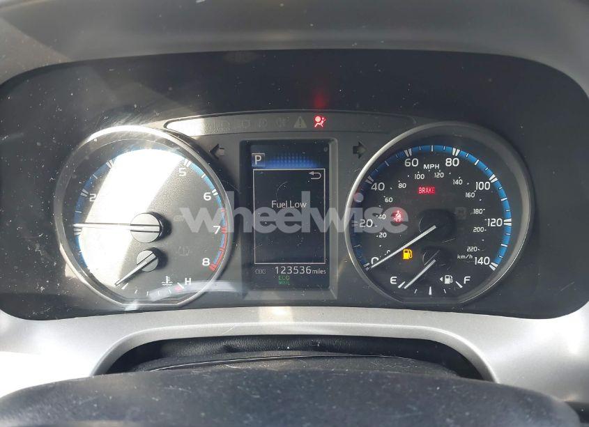 Photo 7 of 2018 Toyota Rav4 LE (VIN 2T3ZFREV2JW457615)