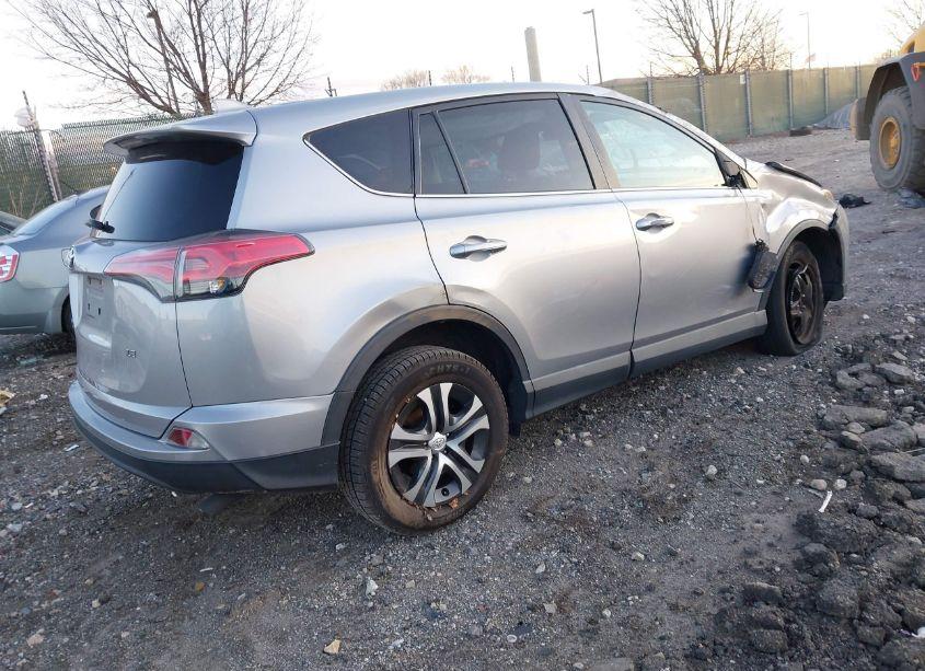 Photo 4 of 2018 Toyota Rav4 LE (VIN 2T3ZFREV2JW461681)