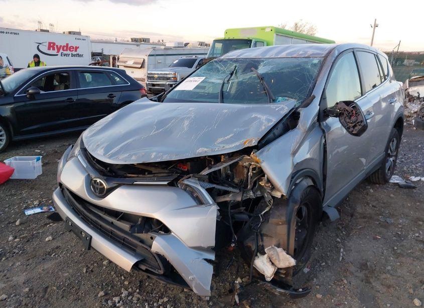 Photo 6 of 2018 Toyota Rav4 LE (VIN 2T3ZFREV2JW461681)