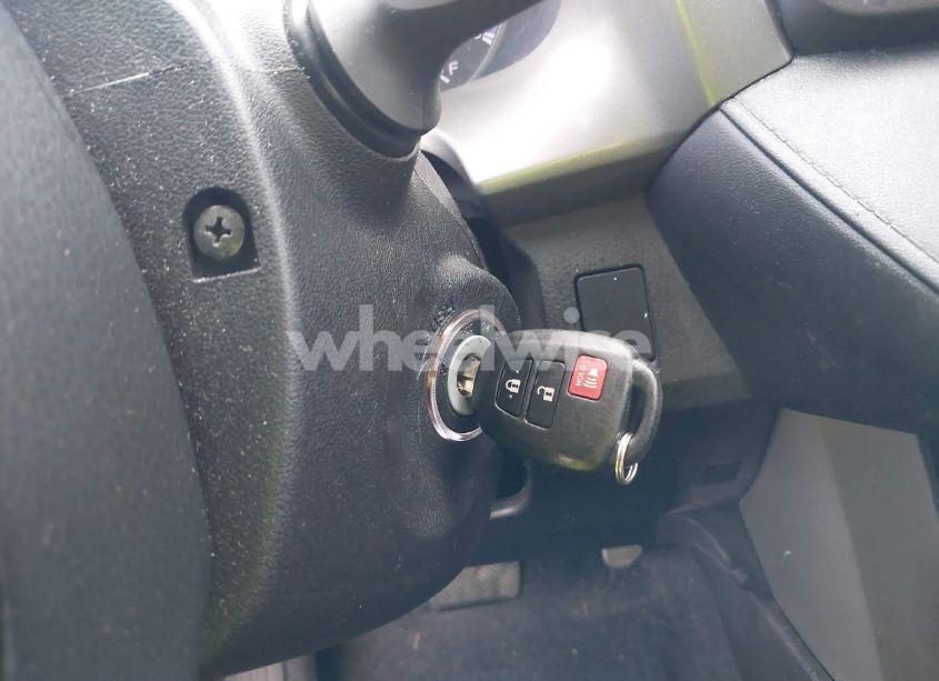 Photo 11 of 2018 Toyota Rav4 LE (VIN 2T3ZFREV2JW479999)