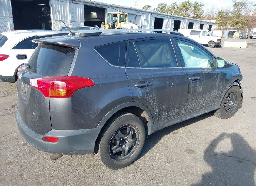 Photo 4 of 2013 Toyota Rav4 LE (VIN 2T3ZFREV3DW008898)