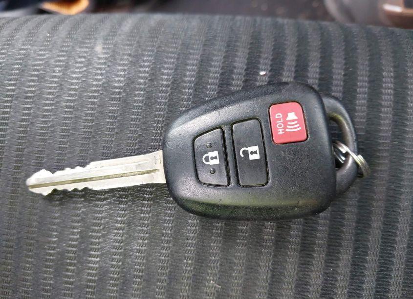 Photo 11 of 2015 Toyota Rav4 LE (VIN 2T3ZFREV3FW142992)