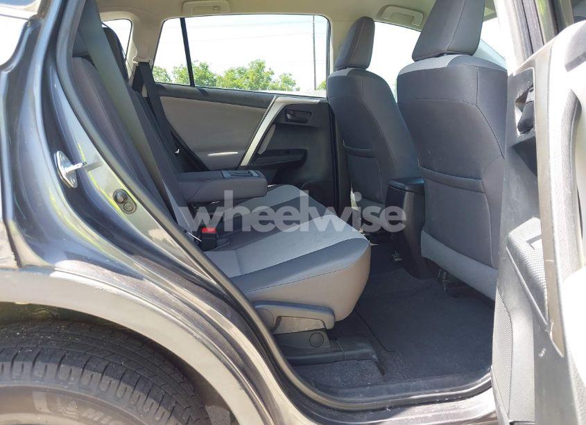 Photo 8 of 2015 Toyota Rav4 LE (VIN 2T3ZFREV3FW184028)