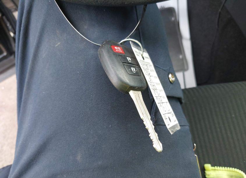 Photo 11 of 2016 Toyota Rav4 LE (VIN 2T3ZFREV3GW285362)