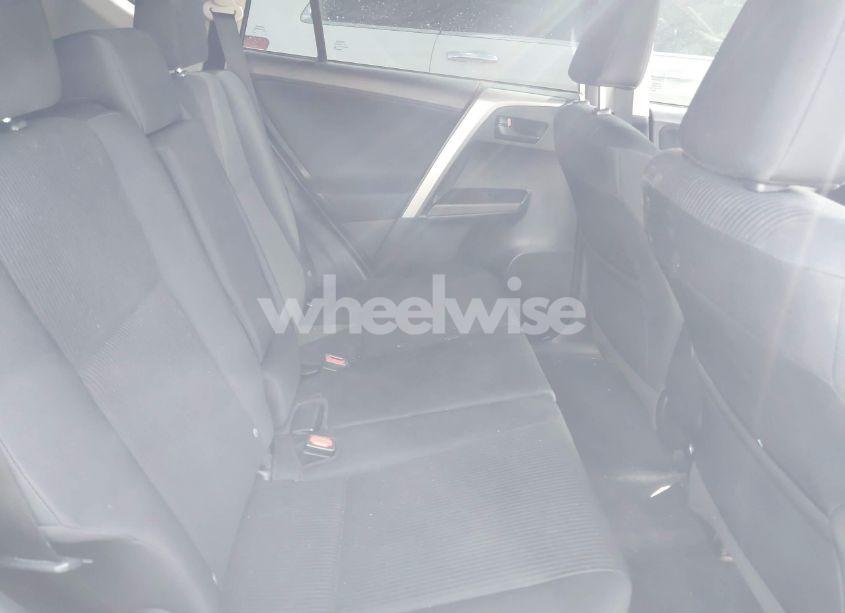 Photo 8 of 2016 Toyota Rav4 LE (VIN 2T3ZFREV3GW292229)