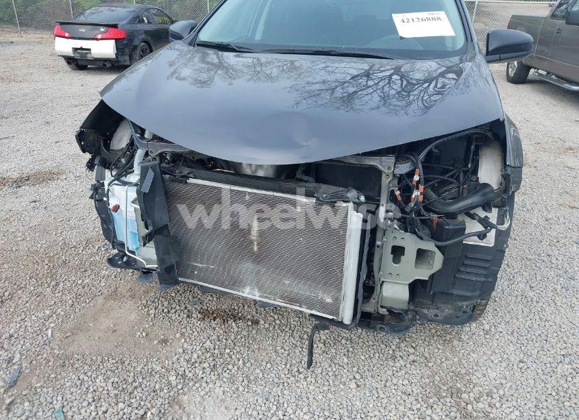 Photo 6 of 2018 Toyota Rav4 LE (VIN 2T3ZFREV3JW452889)